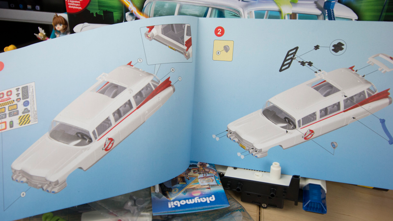 Illustration for article titled Toy Time Celebrates Ghostbusters Day With Playmobil's Ecto-1